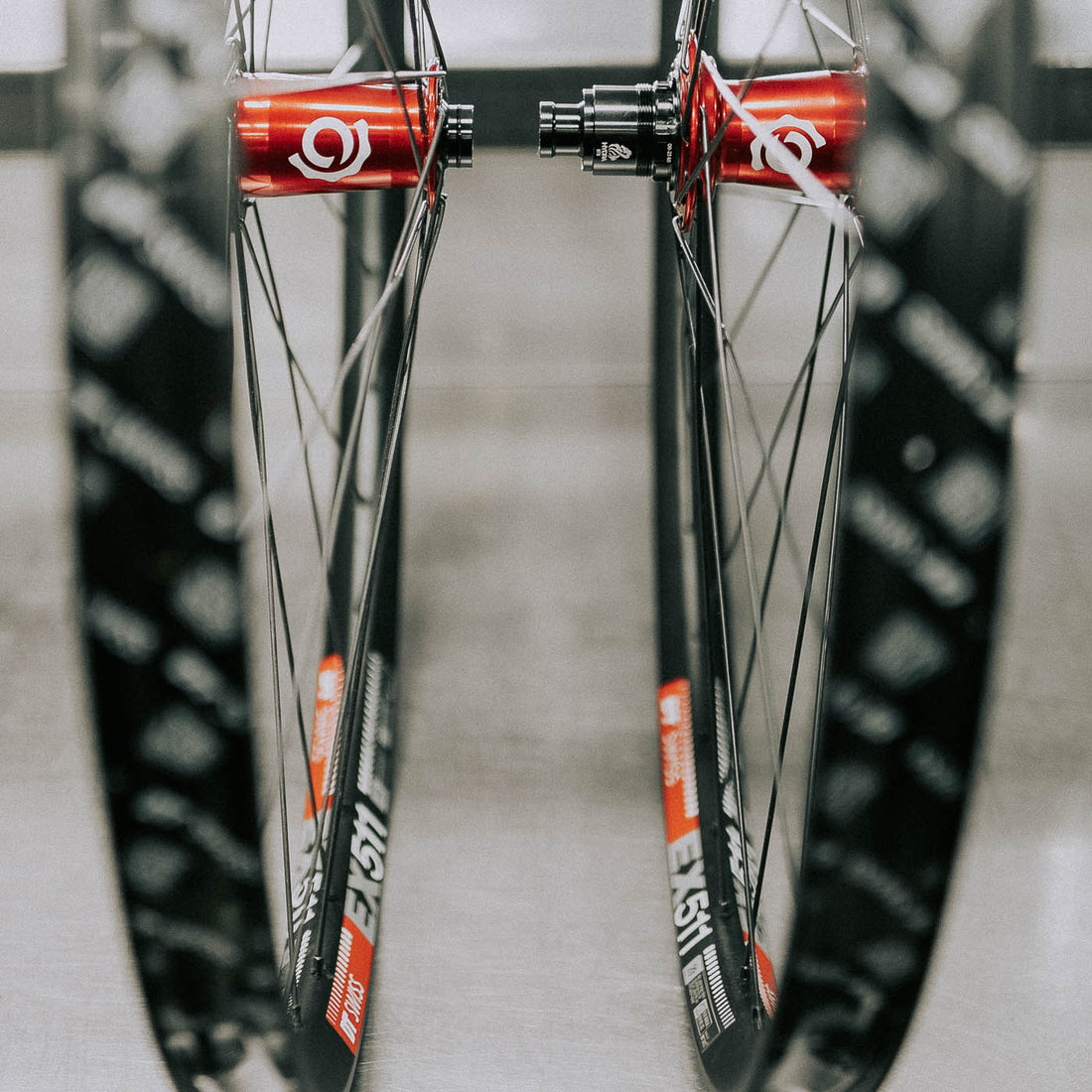 DT Swiss EX511 29" Custom Wheelset / Industry Nine Hydra Hubs / Boost / 6-Bolt