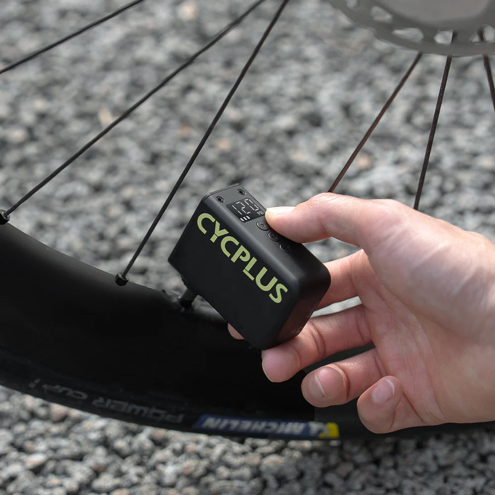 Cycplus AS2 Ultra Tiny E-Pump with Digital Gauge