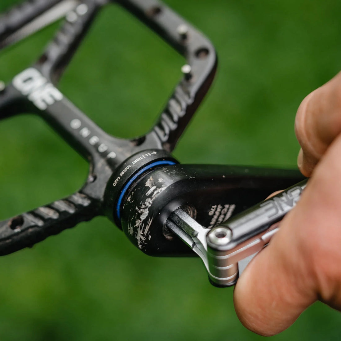 OneUp Components EDC V2 Tool System – Empire Cycles